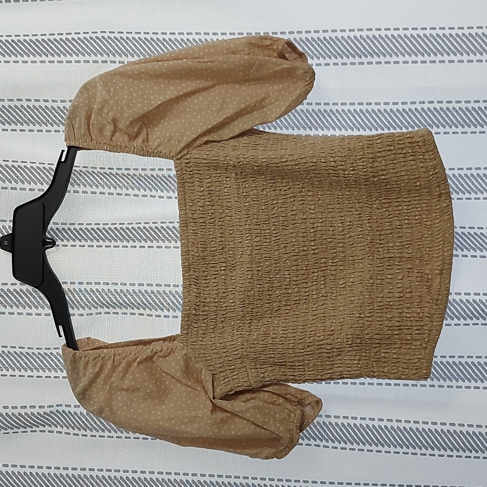 NWOT- ABERCROMBIE & FITCH Cotton Puff Sleeve Smocked Crop Top